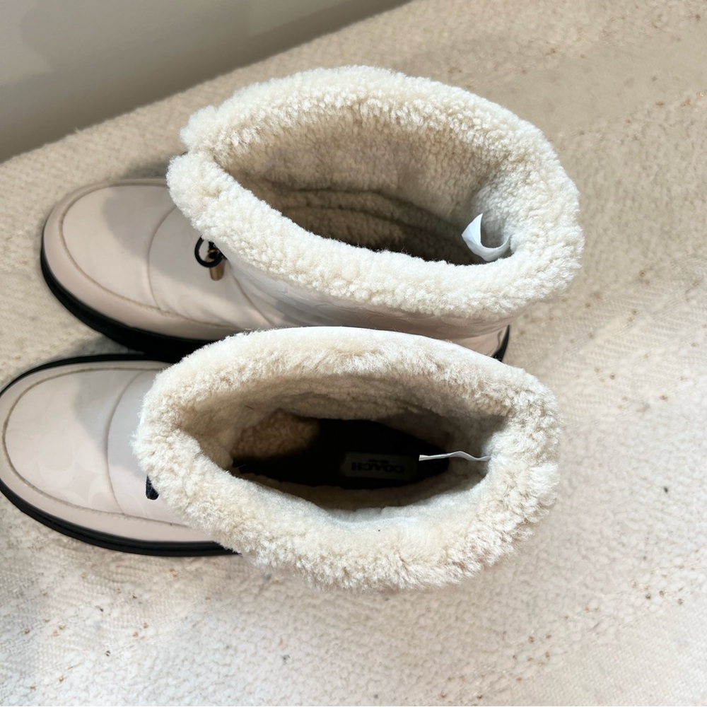 COACH Kailee Boots Off White Nylon/Lamb Fur/Black Leather Winter Booties 9.5 NEW - Picture 11 of 13